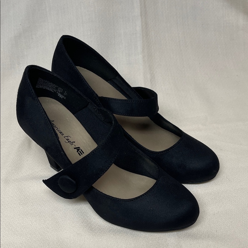 American Eagle Outfitters Women's Elegant Black Heels
